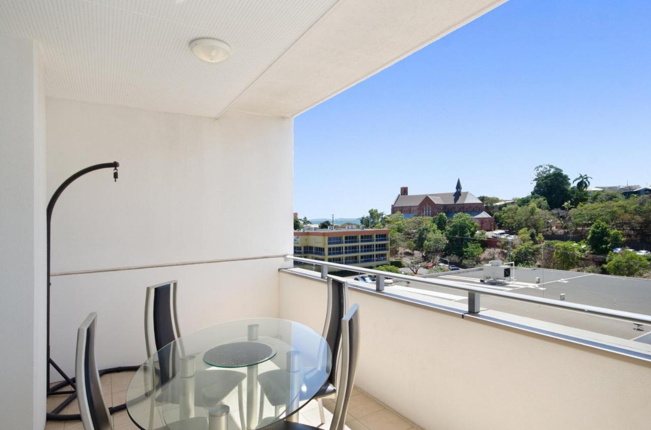 Property Vine - Dalgety Apartments Таунсвіль Екстер'єр фото